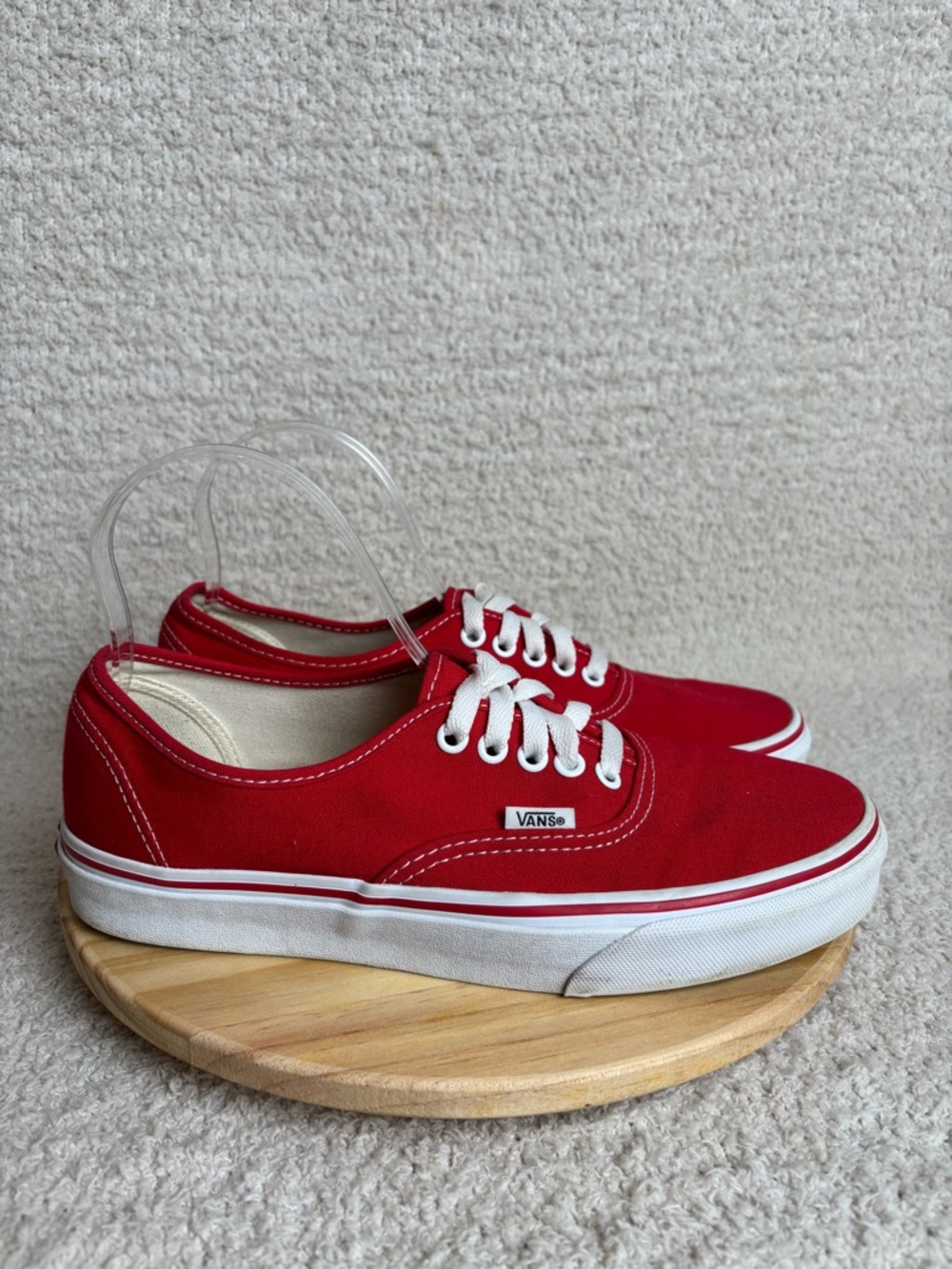 Vans Shoes Unisex M8 W9.5 Classic Canvas Lace Upper Off The Wall Sneaker in Red